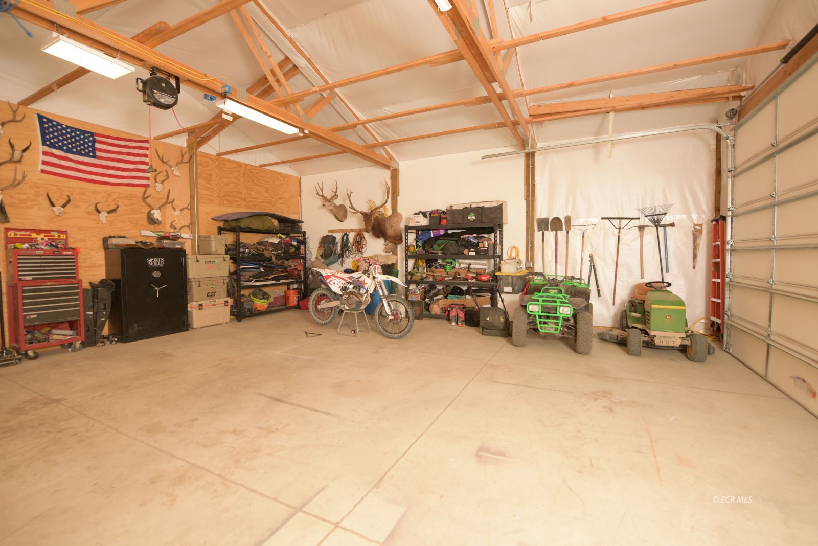 388 Lakeport Drive Property Photo 23