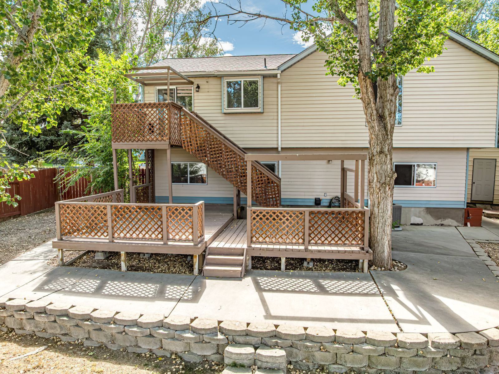 2126 Colonial Drive Property Photo 46