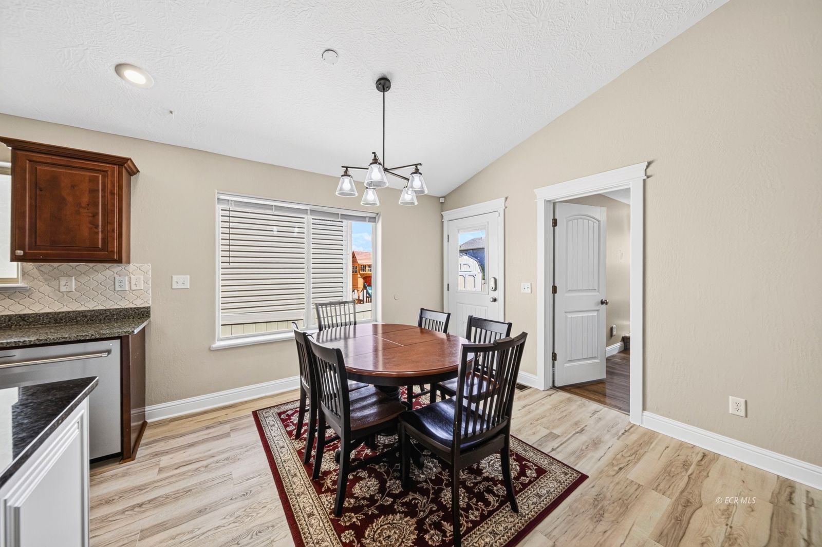 3531 Boulder Creek Property Photo 9