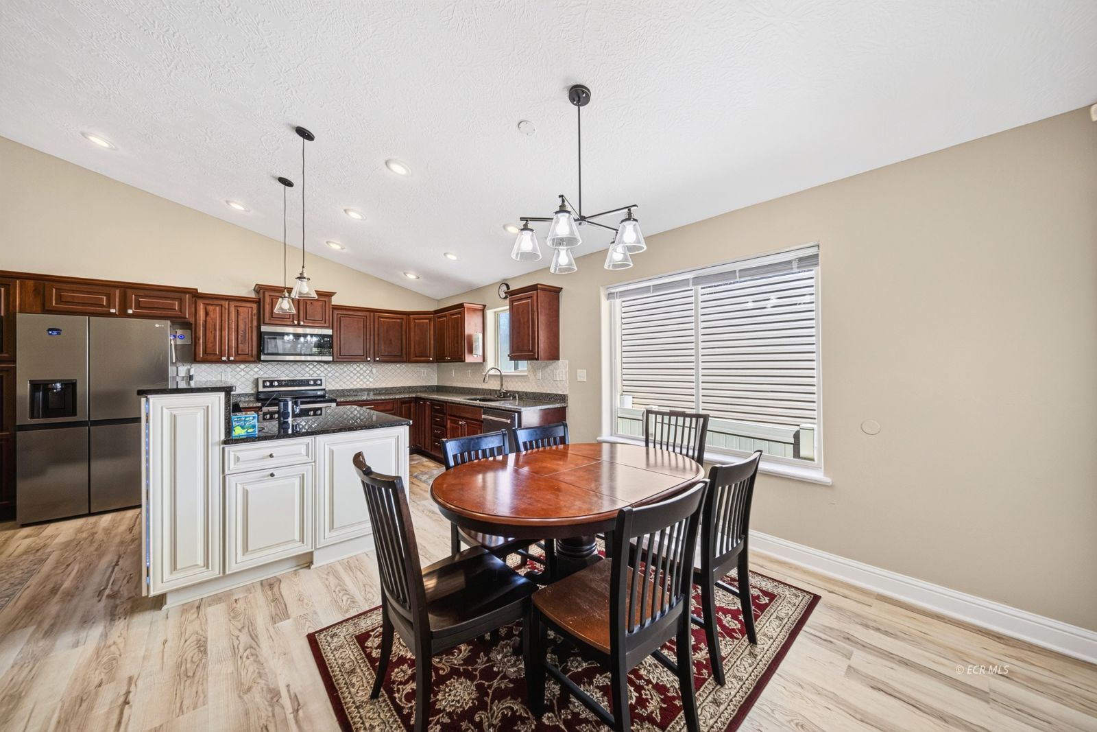 3531 Boulder Creek Property Photo 10