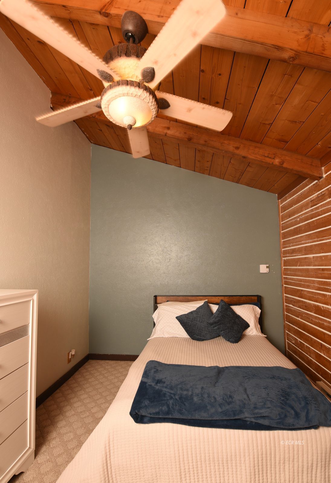 458 Lawndale Drive Property Photo 26