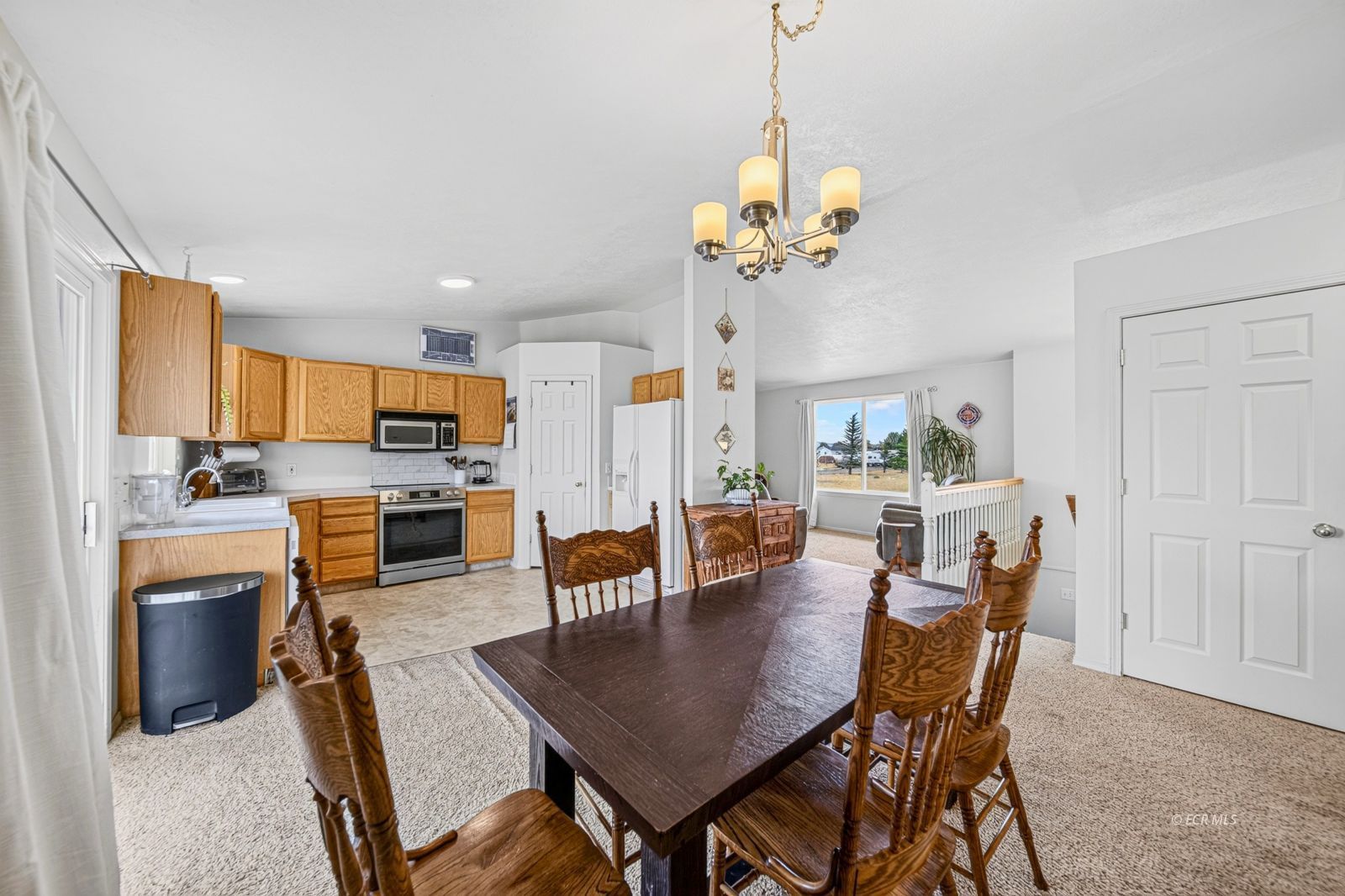 234 Northglen Drive Property Photo 4