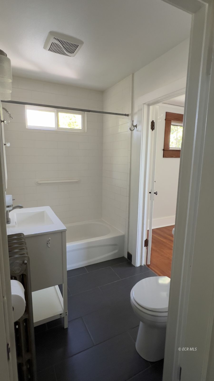 148 W Pine Street Property Photo 24