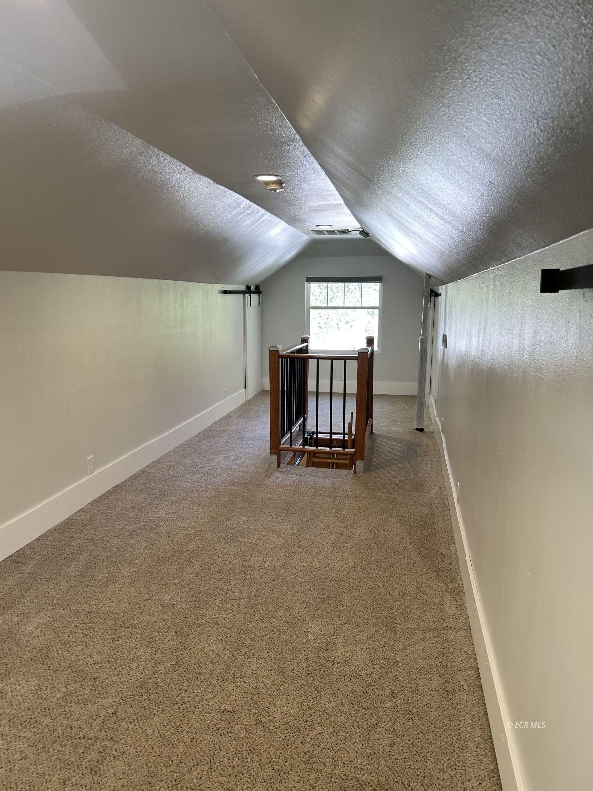 148 W Pine Street Property Photo 32