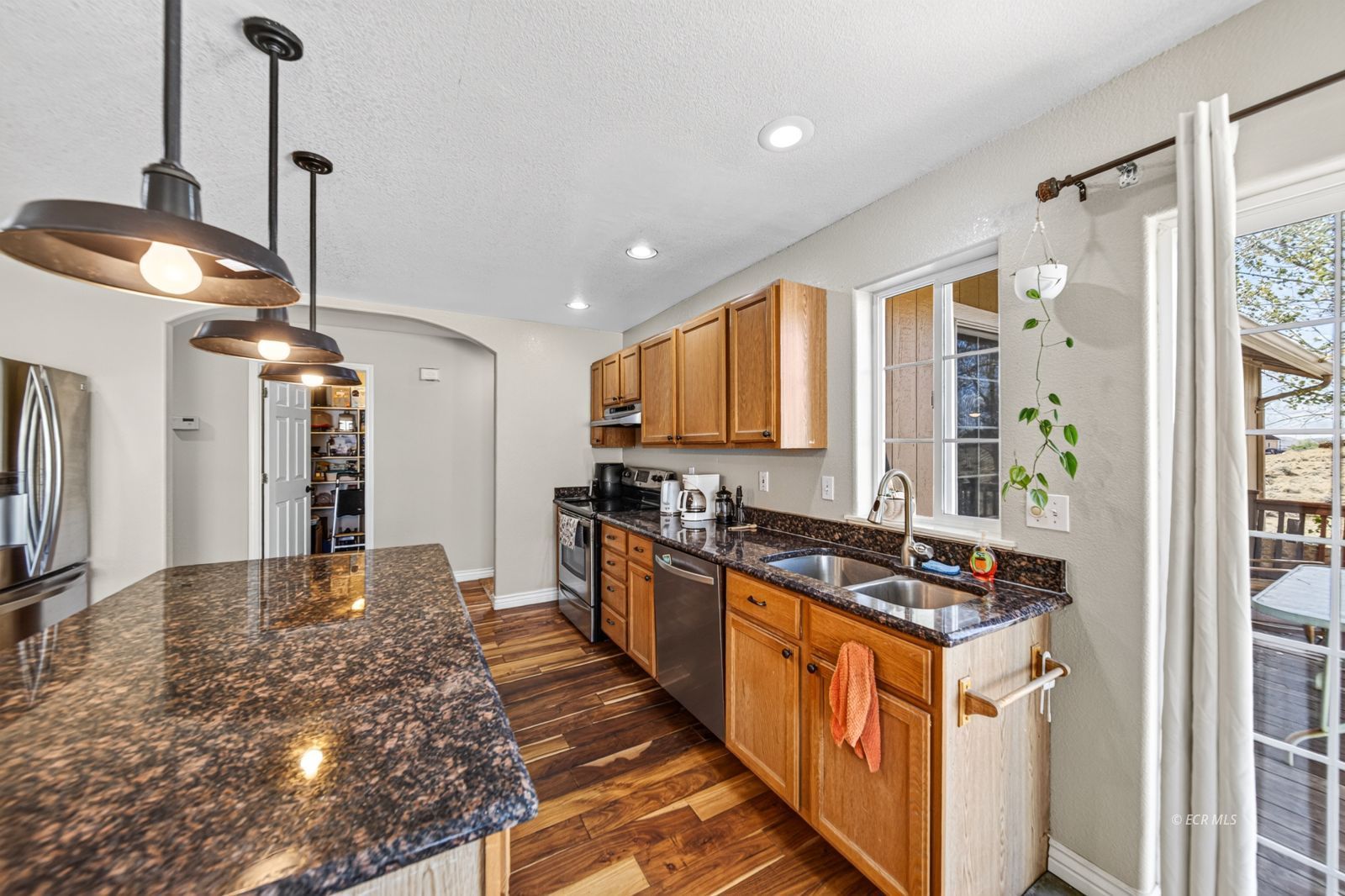 751 Thistle Drive Property Photo 12