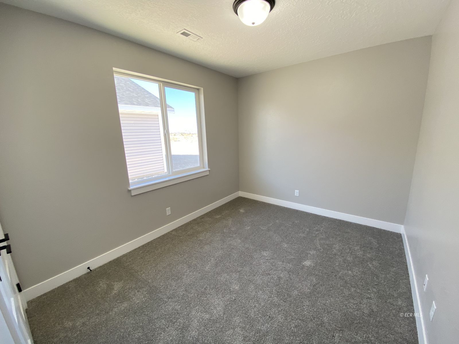 267 Northglen Drive Property Photo 9
