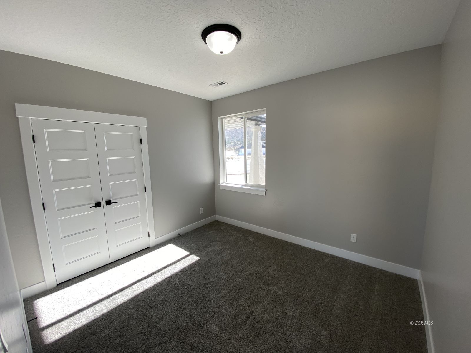 267 Northglen Drive Property Photo 14