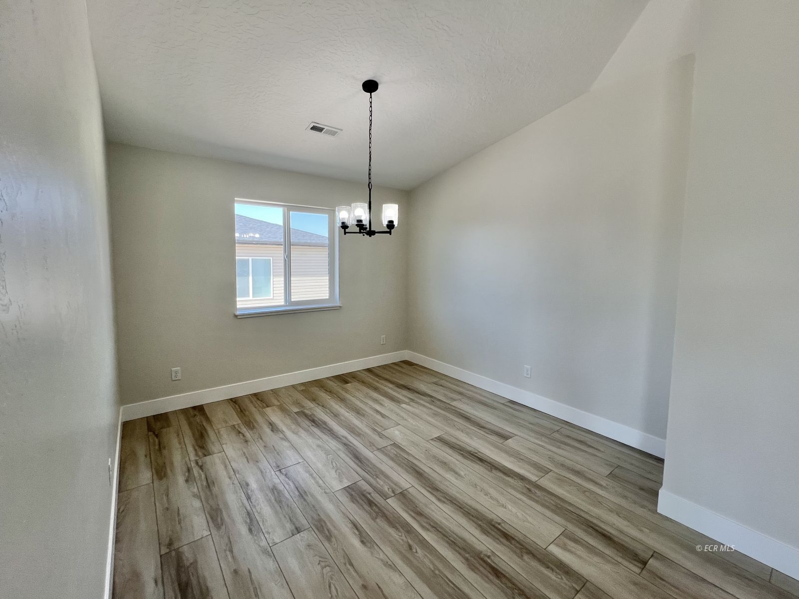 565 Abarr Drive Property Photo 12