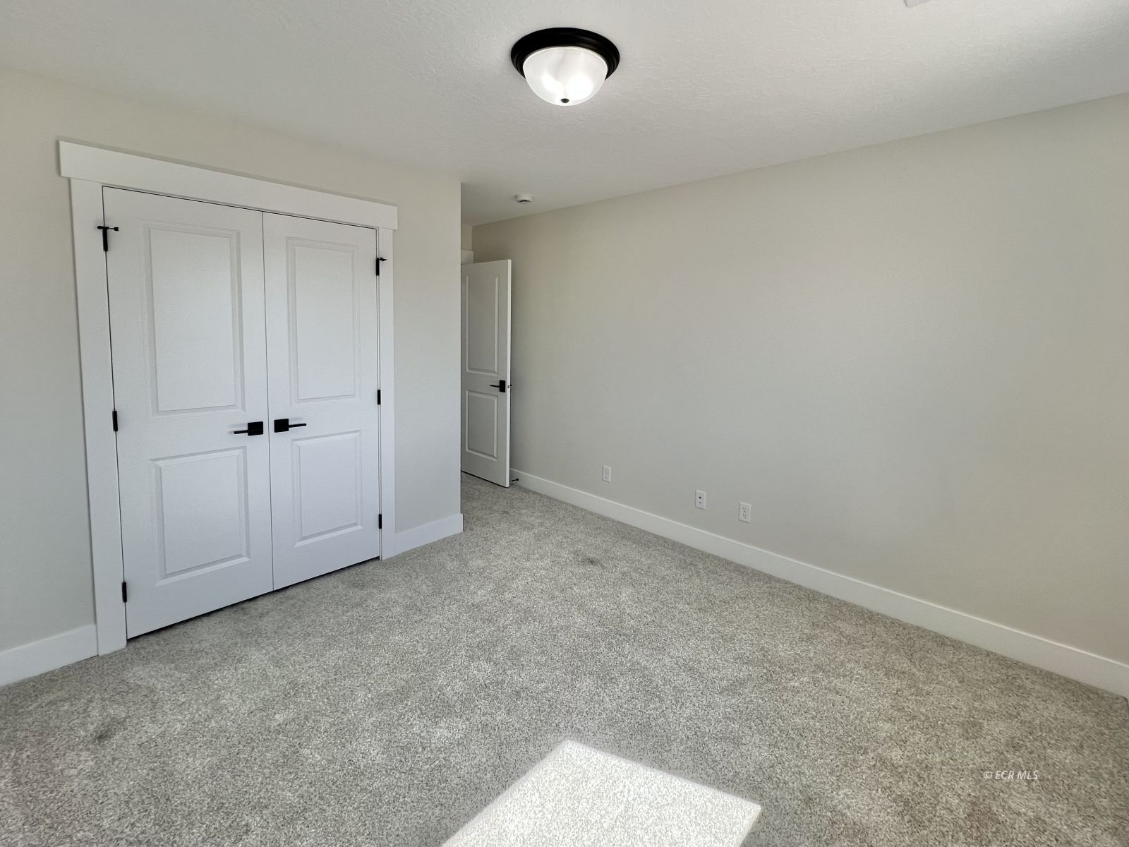565 Abarr Drive Property Photo 14
