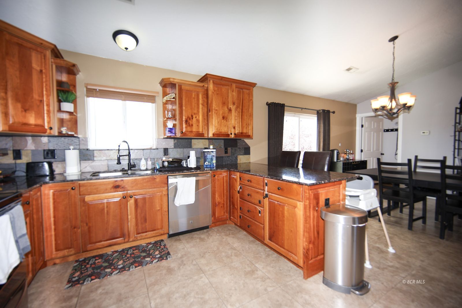 455 Blakeland Drive Property Photo 9