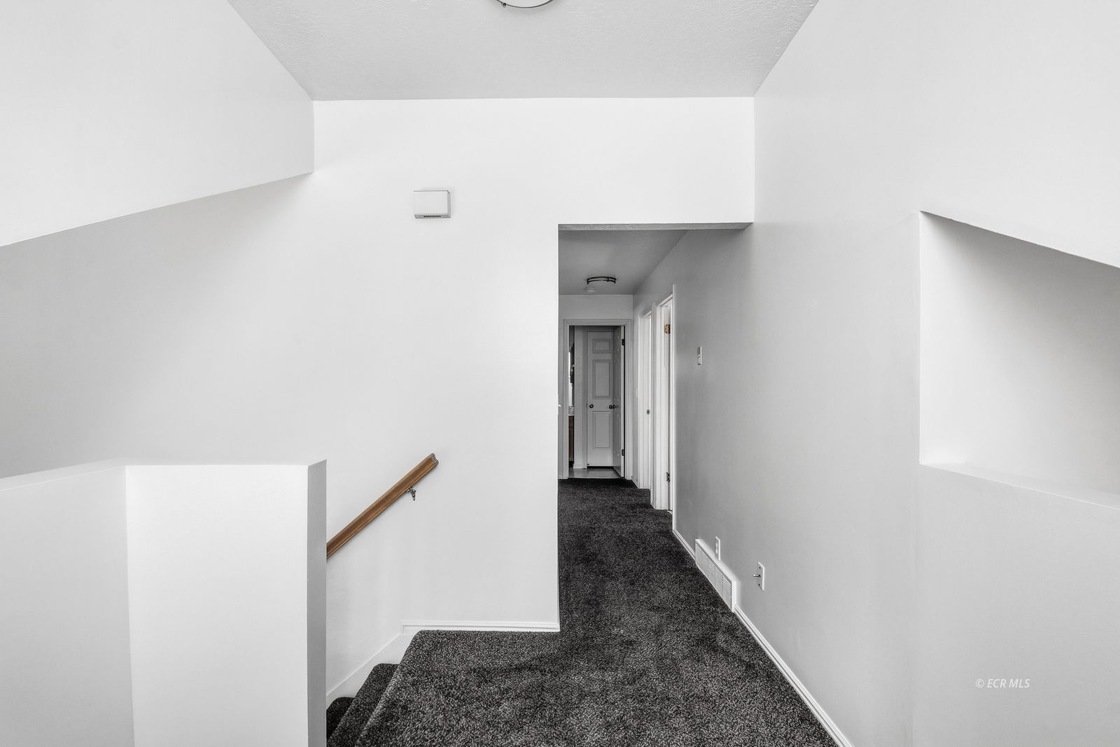 2110 Colonial Drive Property Photo 17