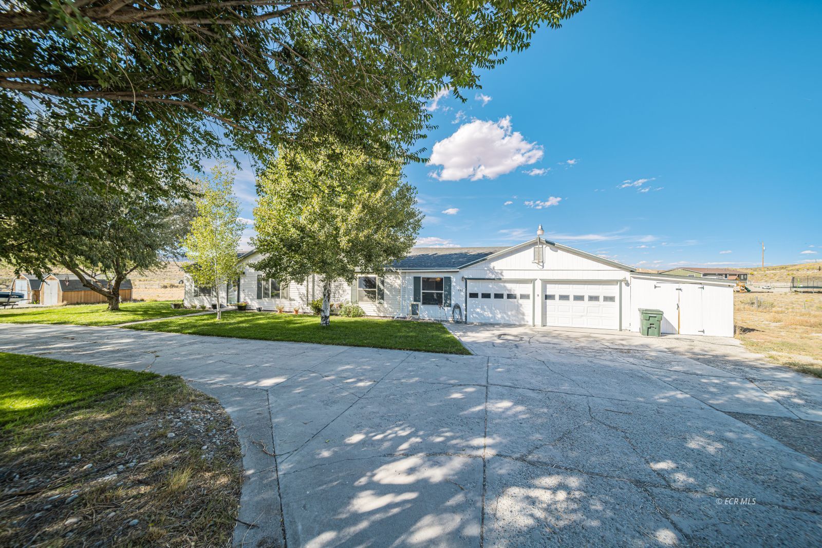 125 Sage Lake Drive Property Photo 2