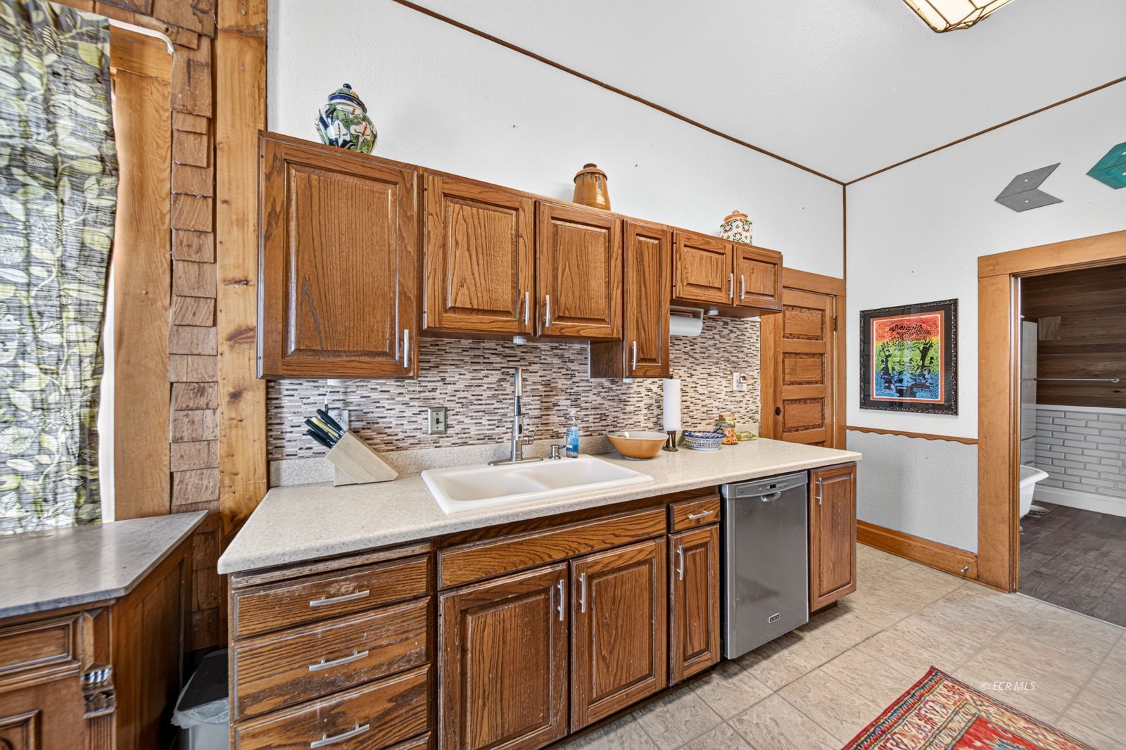 1481 Clover Avenue Property Photo 11
