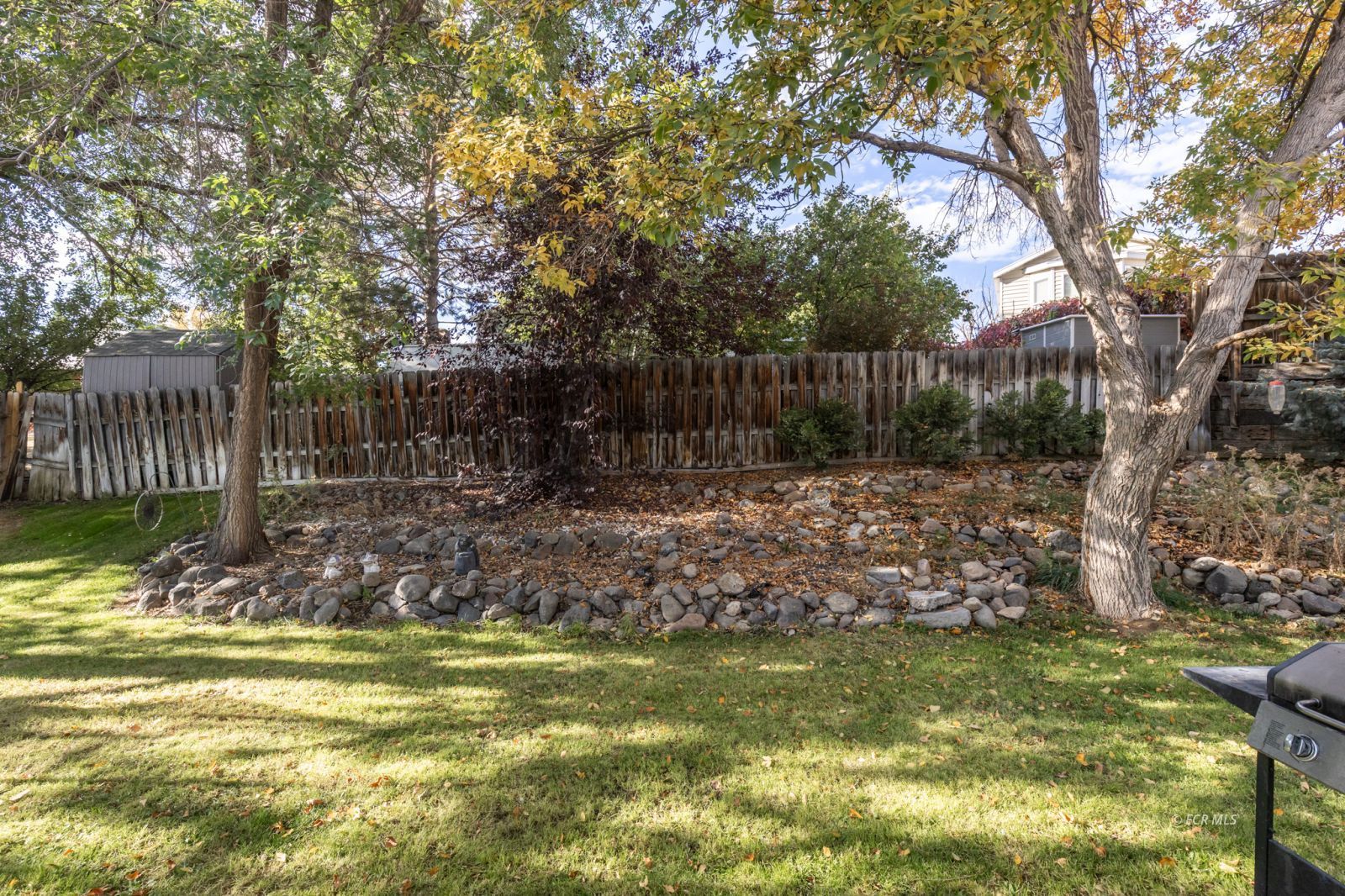 2243 North Hollow Drive Property Photo 17